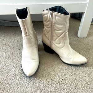 White cowgirl boots